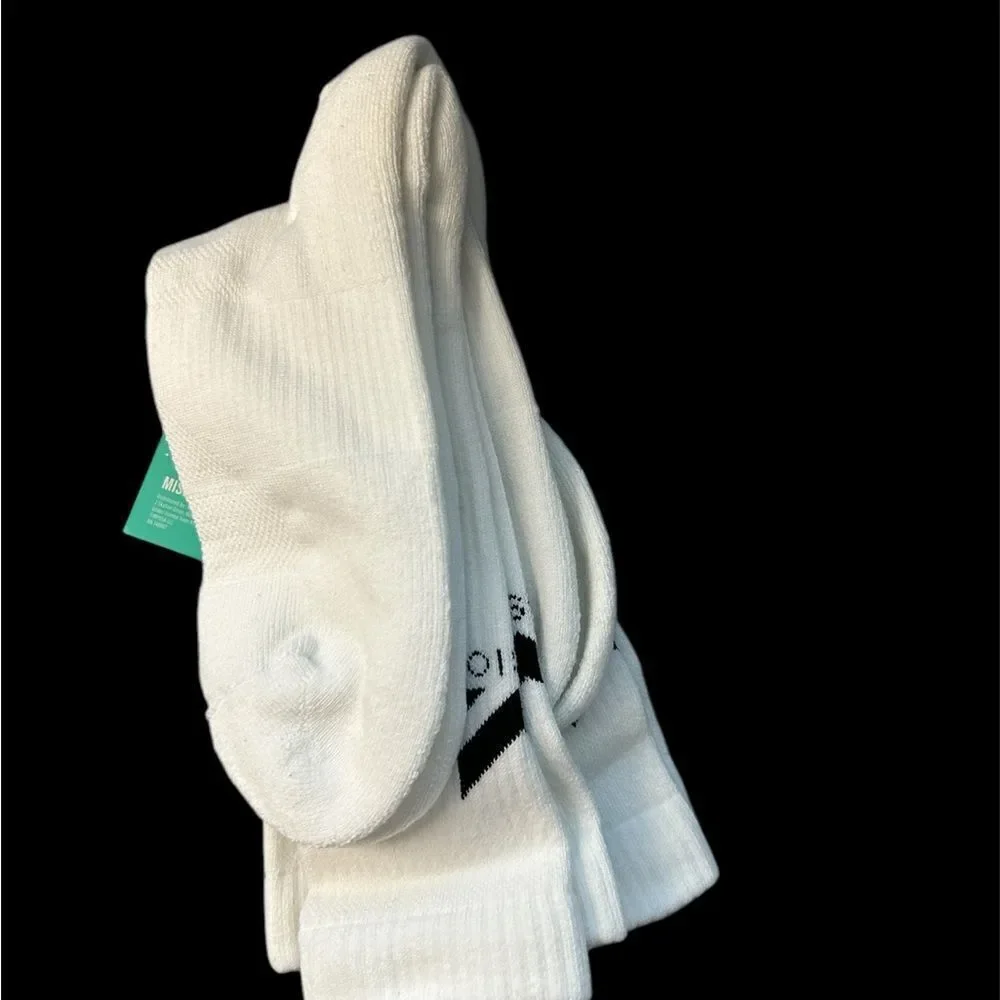 Mission Pinnacle Socks Bundle 3 packs of both Crew and ankle socks, White, NWT